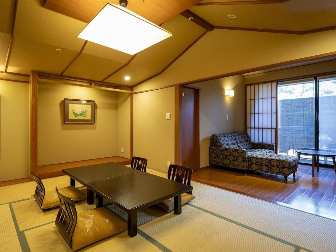 Hotel Nanpuso Hakone Exteriör bild